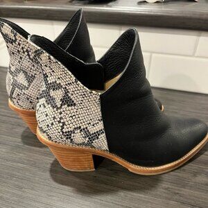Poppy Barley- two point five ankle boot black & snake skin (Size 8)